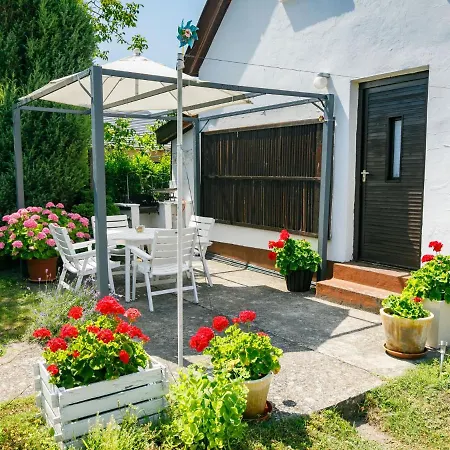 Vakantiehuis Suzy By Interhome *